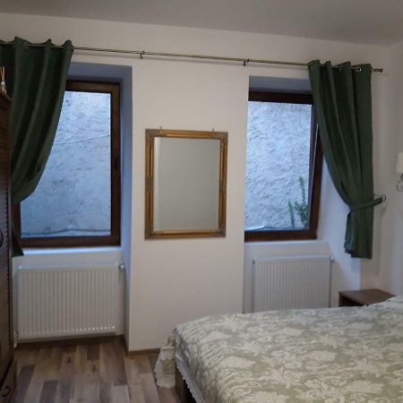 Sara House Daire Bistriţa Dış mekan fotoğraf